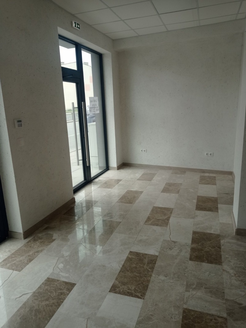 For Rent  Shop Plovdiv , Tsentar , 143 sq.m | 90596609 - image [4]