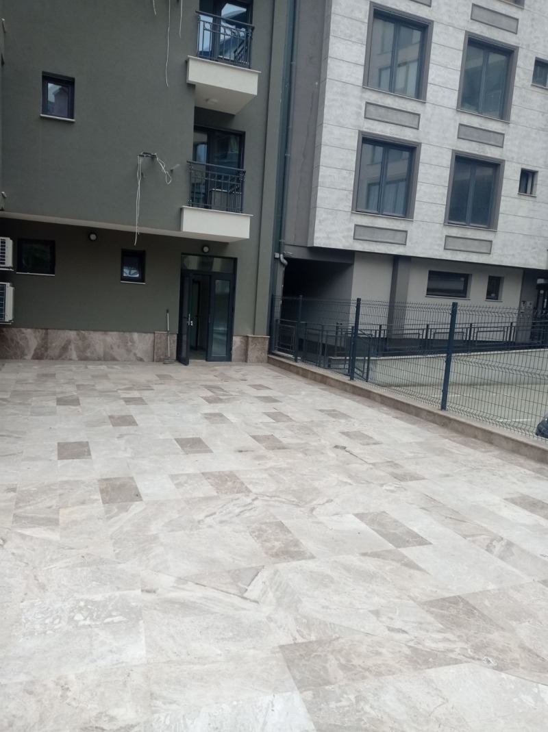 For Rent  Shop Plovdiv , Tsentar , 143 sq.m | 90596609 - image [2]