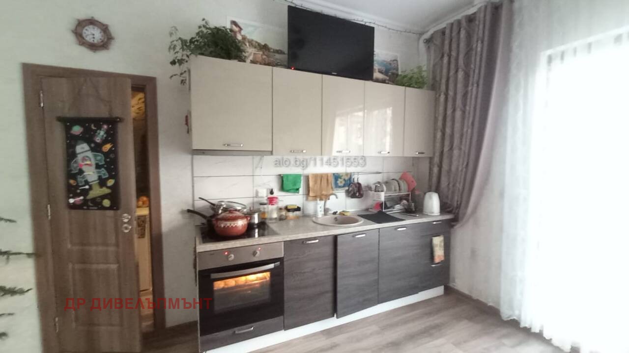 Дава под наем КЪЩА, гр. Бургас, Сарафово, снимка 7 - Къщи - 56246078