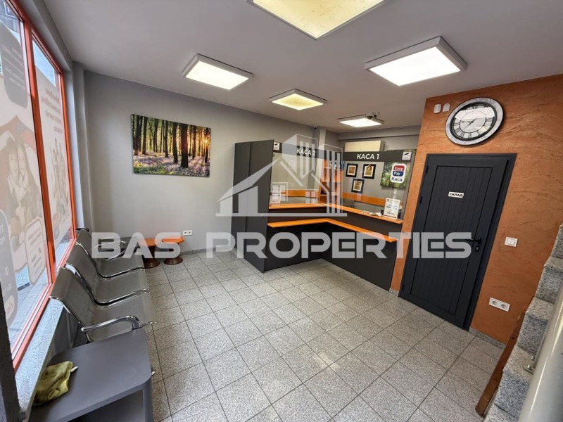 Дава под Наем ОФИС в град София, Света Троица - 54 кв.м / 737 € » 1 441.45 лв., БАС ПРОПЪРТИС