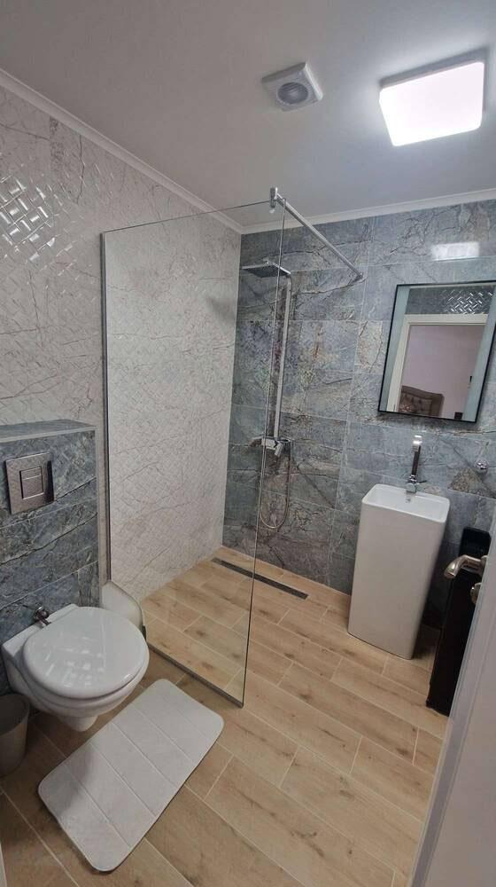 Дава под наем 3-СТАЕН, гр. Бургас, Сарафово, снимка 3 - Апартаменти - 56282476