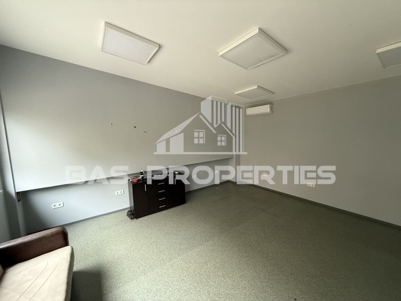 K pronájmu  Kancelář Sofia , Sveta Troica , 40 m2 | 73120702 - obraz [4]