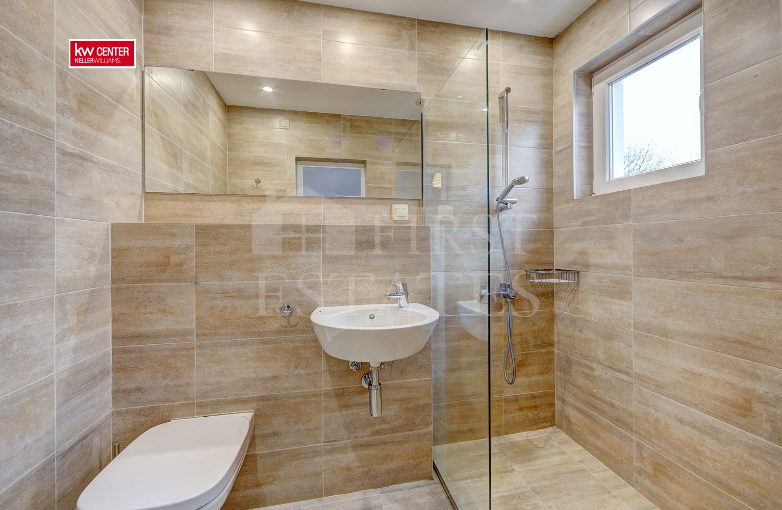 Дава под наем 3-СТАЕН, гр. София, Център, снимка 8 - Апартаменти - 54325171