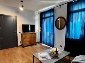 1 quarto Krastova vada, Sofia