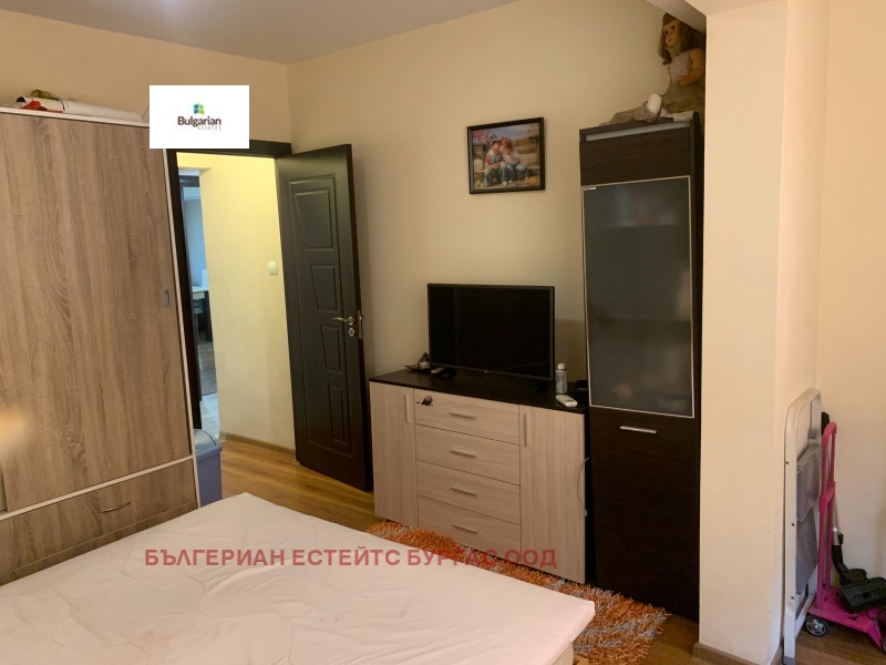 Дава под наем 3-СТАЕН, гр. Бургас, Славейков, снимка 7 - Апартаменти - 53518670