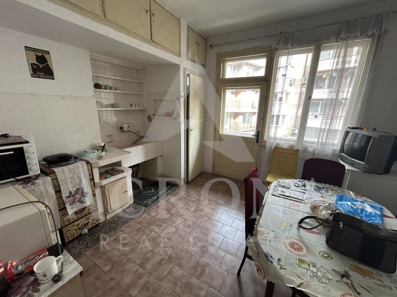 Kiadó  2 hálószobás Plovdiv , Centar , 120 négyzetméter | 93602548 - kép [5]