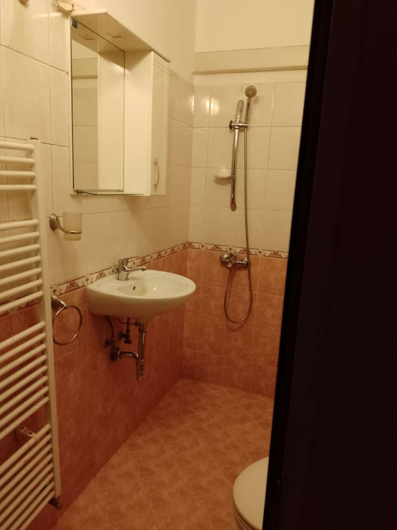 En renta  1 dormitorio Sofia , Tsentar , 55 metros cuadrados | 50983417 - imagen [10]