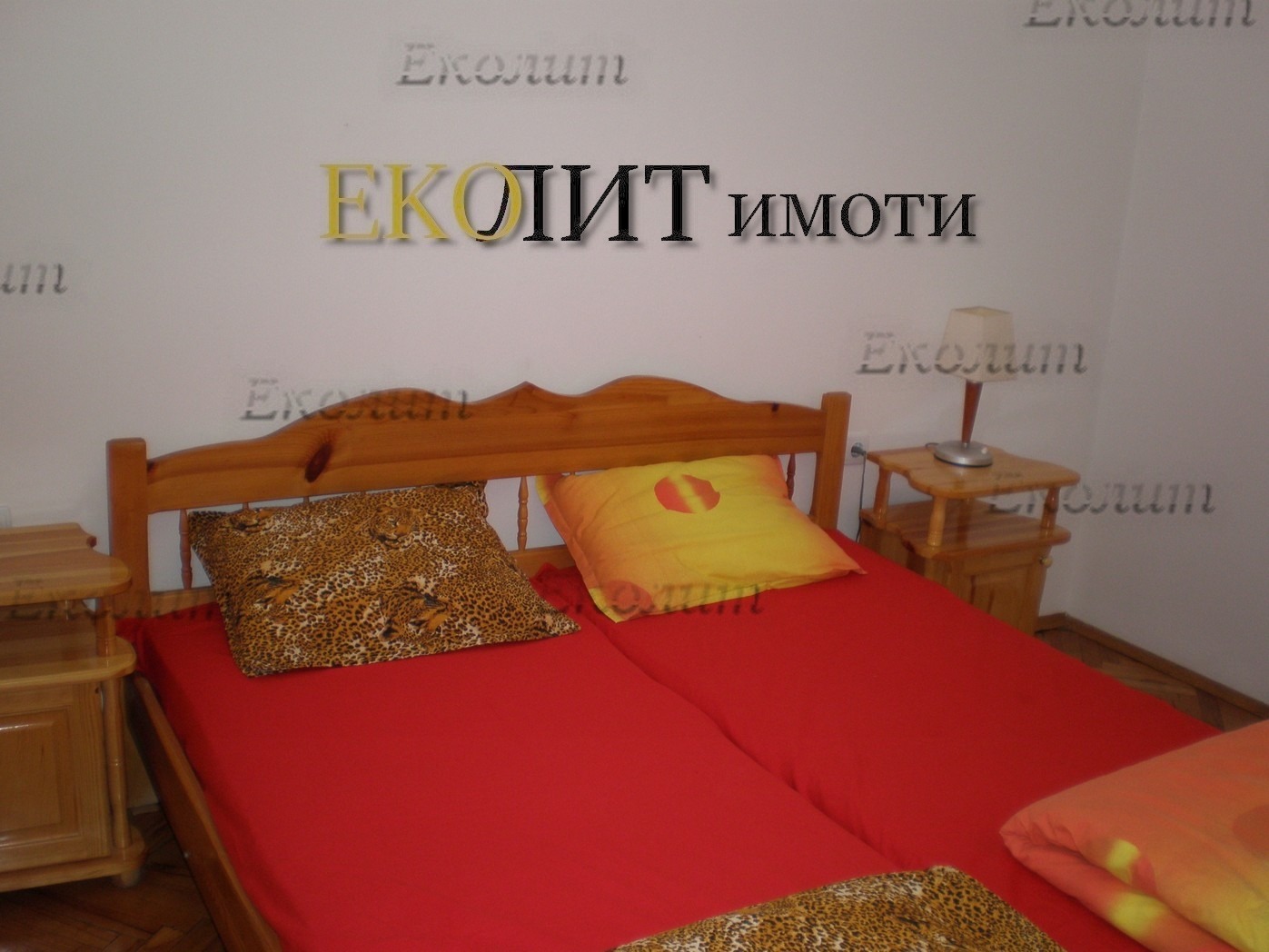 Дава под наем 2-СТАЕН, гр. София, Център, снимка 4 - Апартаменти - 56208098