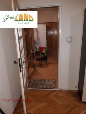 1 chambre Sveta Troitsa, Sofia 7