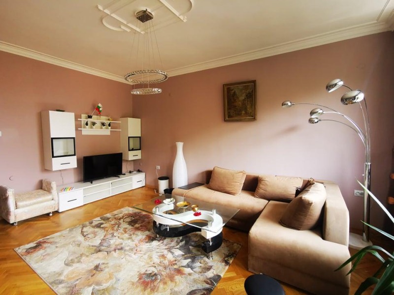 A louer  2 chambres Sofia , Tsentar , 120 m² | 58081844 - image [2]