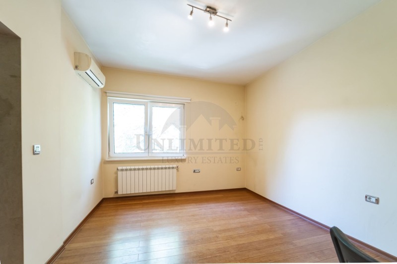 В аренду  3 спальни София , Център , 190 кв.м | 32034294 - изображение [14]