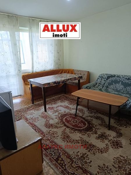 Te huur  Studio Ruse , Druzjba 3 , 36 m² | 25405012