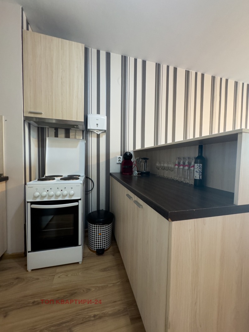 Zu vermieten  1 Schlafzimmer Sofia , Zentar , 60 qm | 48986500 - Bild [4]