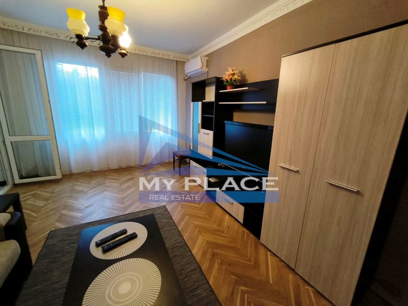 Do wynajęcia  1 sypialnia Szumen , Centar , 65 mkw | 53297887 - obraz [3]