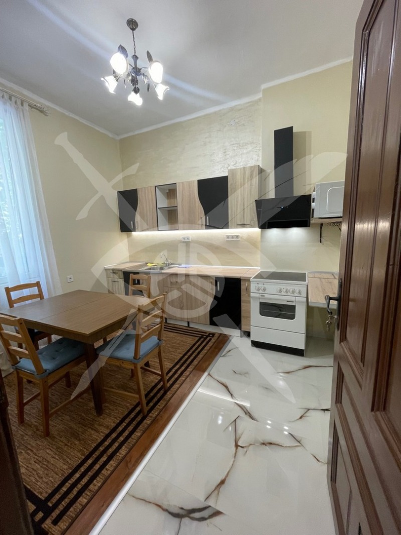 Дава под наем  3-стаен град София , Зона Б-18 , 90 кв.м | 35155086