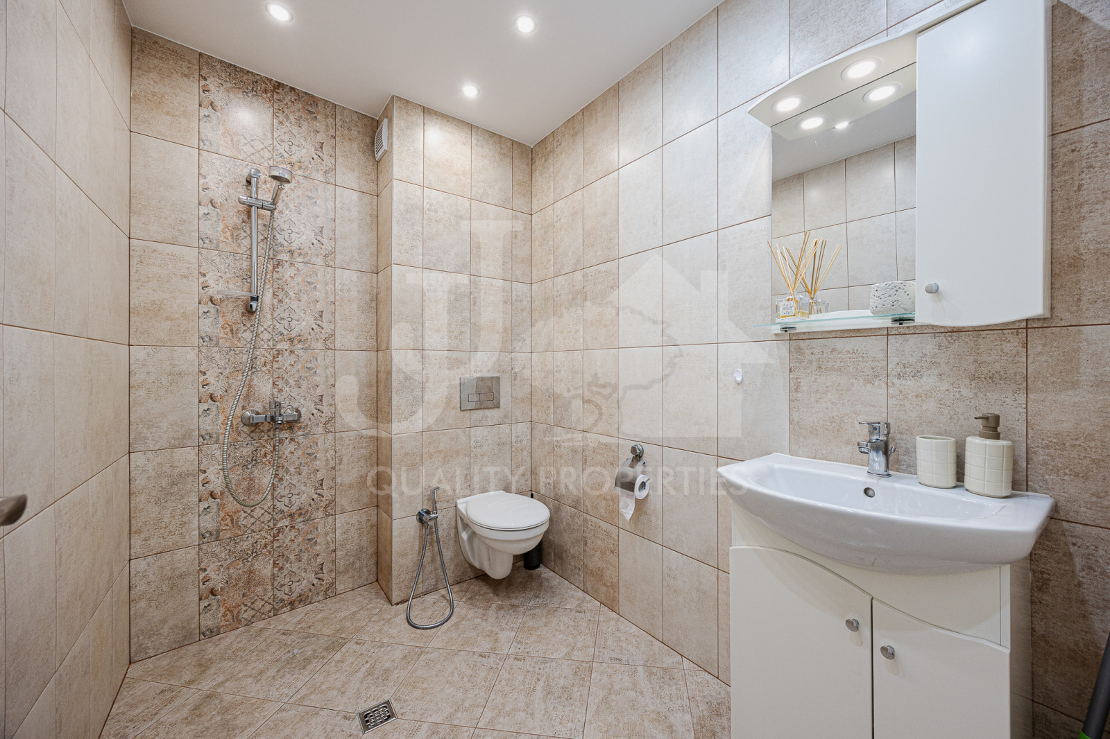 ���� ��� ���� 2-����� | Imot.bg � ����������� 12