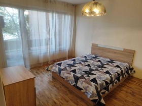 1 dormitorio Poligona, Sofia 1