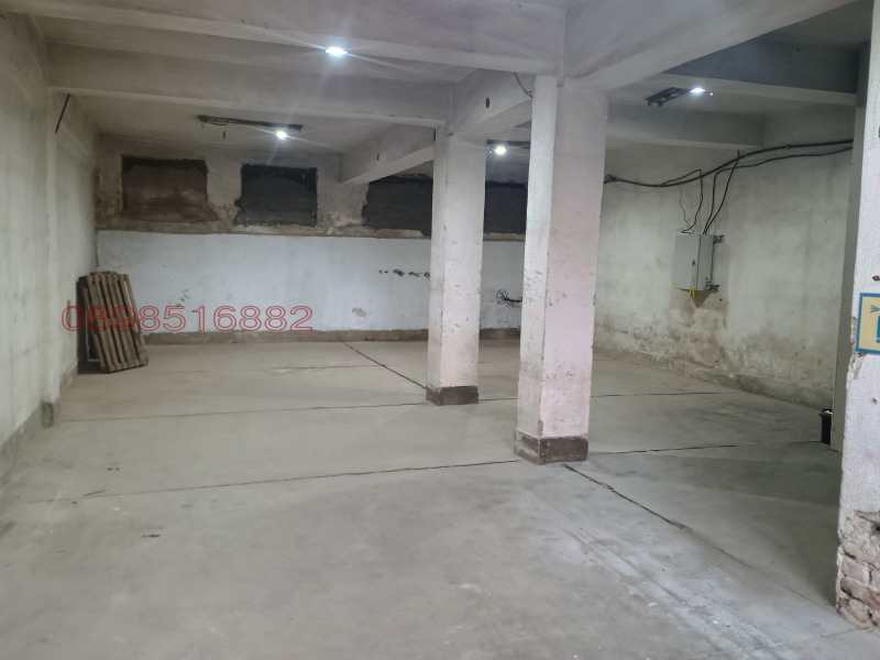 Дава под наем СКЛАД, гр. Перник, Църква, снимка 4 - Складове - 52782636