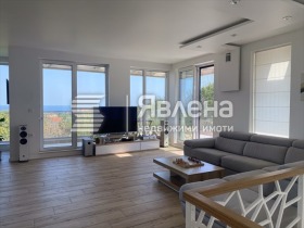 Къща град Варна, м-т Долна Трака 10