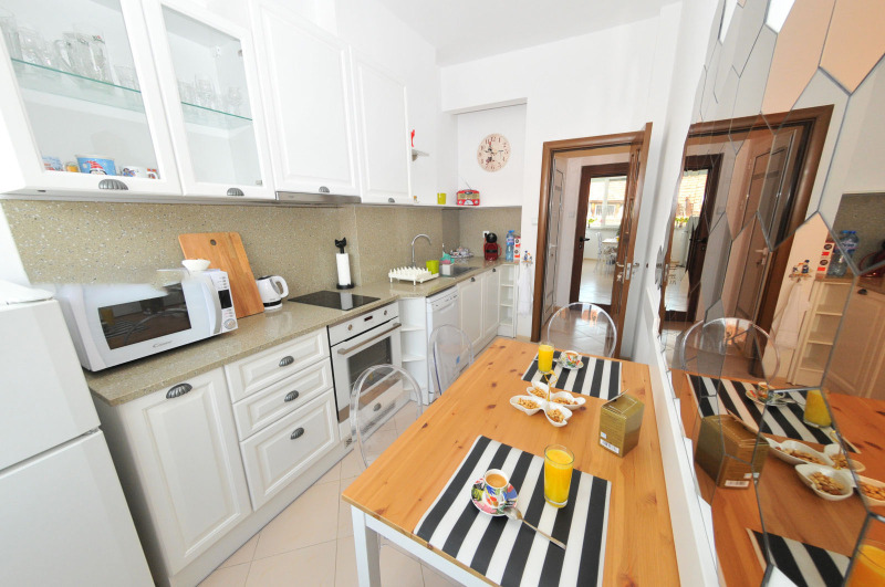 Zu vermieten  2 Schlafzimmer Sofia , Zentar , 76 qm | 41946348 - Bild [4]