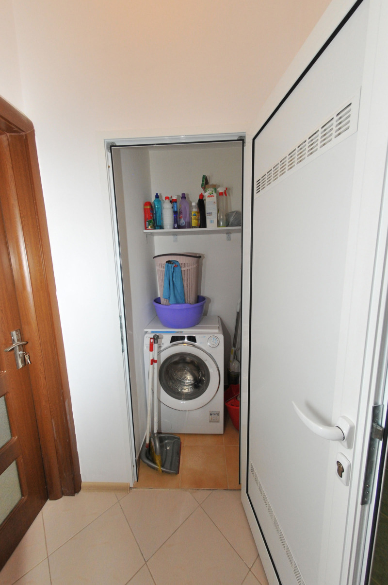 Zu vermieten  2 Schlafzimmer Sofia , Zentar , 76 qm | 41946348 - Bild [6]