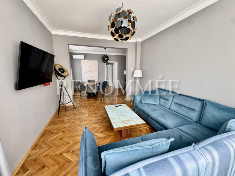 Kiadó  3 hálószobás Sofia , Centar , 110 négyzetméter | 44376500