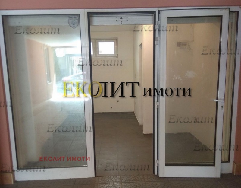 Do wynajęcia  Sklep Sofia , Lozenec , 39 mkw | 16915595 - obraz [2]