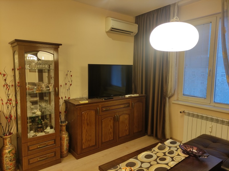 В аренду  2 спальни София , Център , 85 кв.м | 38075342 - изображение [6]