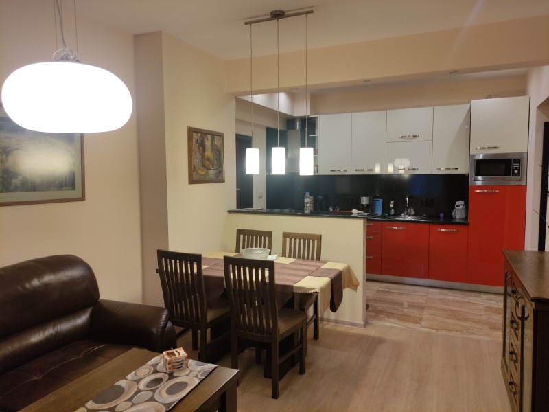 В аренду  2 спальни София , Център , 85 кв.м | 38075342