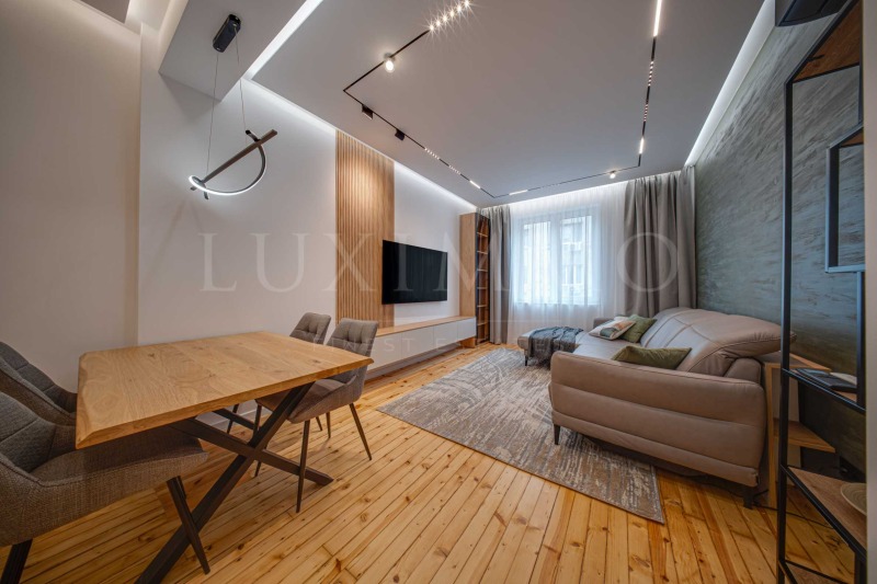 Под наем 4-СТАЕН, град София, Център • 1650 € / 3227.12 лв. • 43195571 1