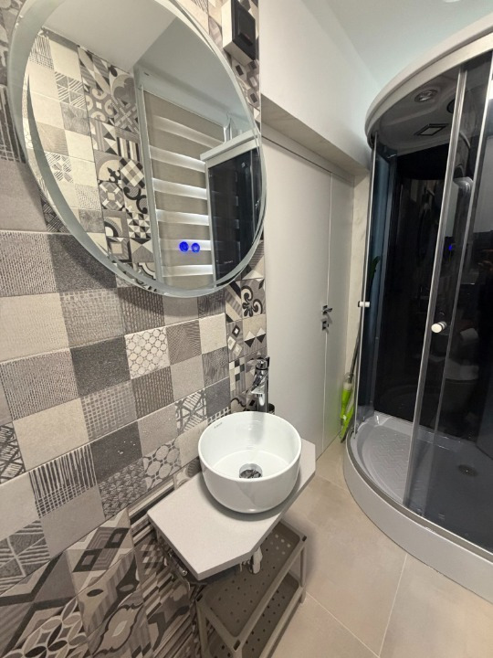 Дава под наем 2-СТАЕН, гр. София, Център, снимка 4 - Апартаменти - 54191701