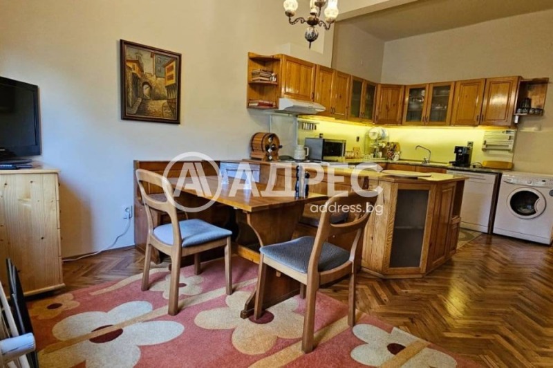 A louer  2 chambres Sofia , Yavorov , 70 m² | 46202321