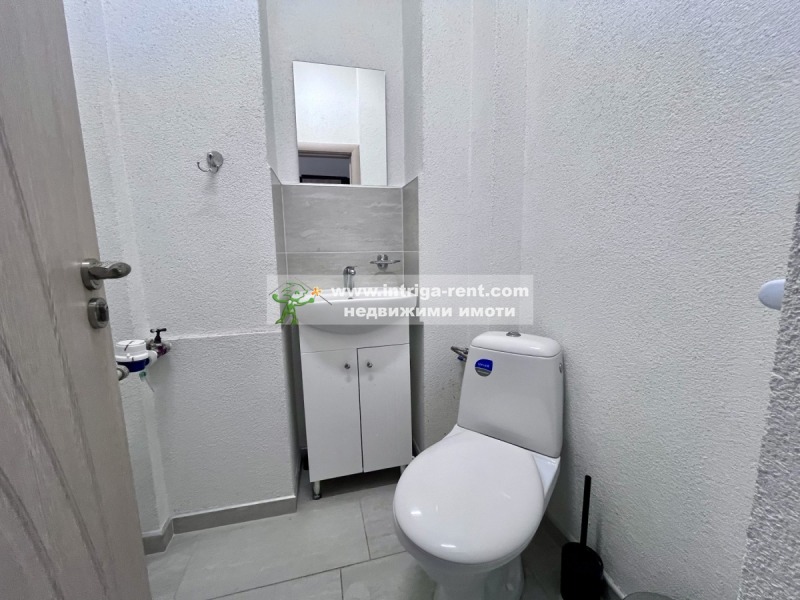 Дава под наем  3-стаен град Хасково , Център , 102 кв.м | 87197663 - изображение [13]