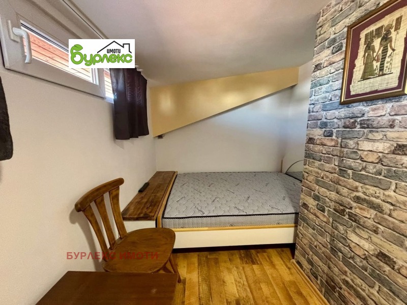 Zu vermieten  2 Schlafzimmer Warna , Zentar , 70 qm | 15164544 - Bild [7]