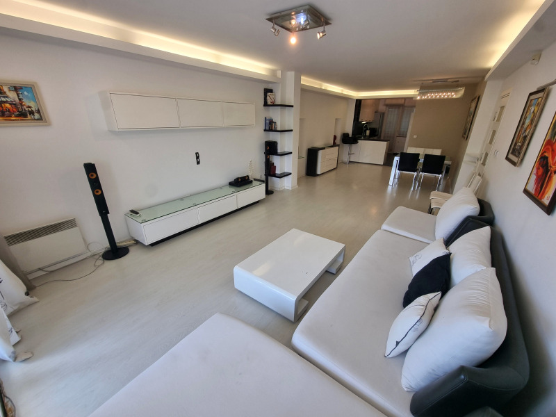 Vuokrattavana  2 makuuhuonetta Sofia , Gotse Deltšev , 120 neliömetriä | 24885837 - kuva [4]