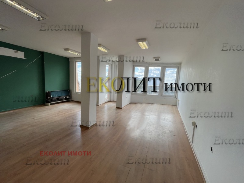 Zu vermieten  Büro Sofia , Oborishte , 115 qm | 57917817
