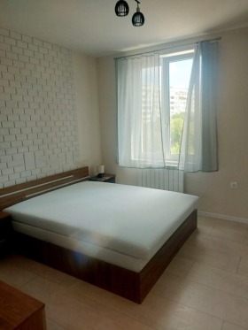 2 makuuhuonetta Ovtša kupel, Sofia