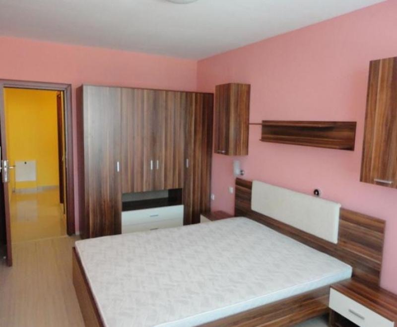 Til leje  1 soveværelse Sofia , Zona B-19 , 68 kvm | 27023362 - billede [2]