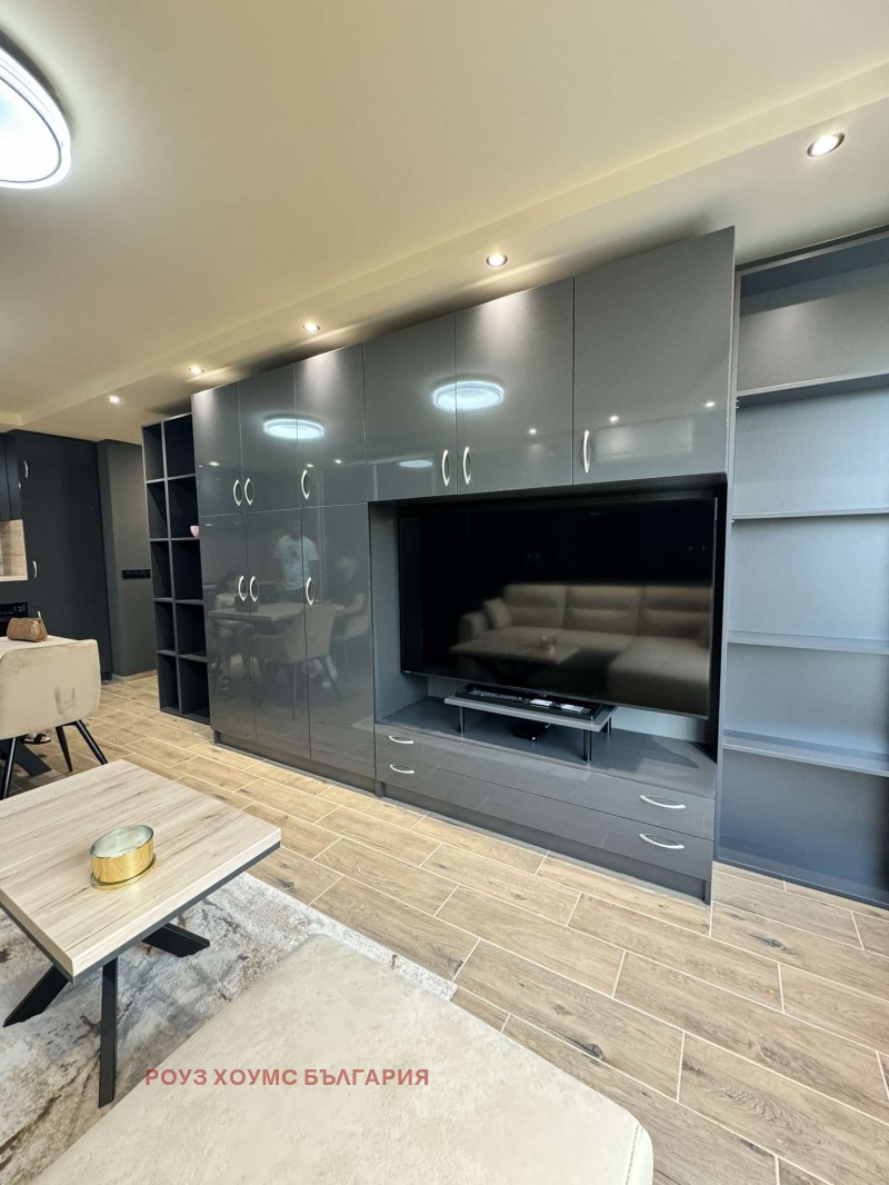 For Rent  1 bedroom Plovdiv , Kamenitsa 1 , 55 sq.m | 42832943 - image [4]