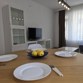 2 makuuhuonetta Tsentar, Plovdiv 3
