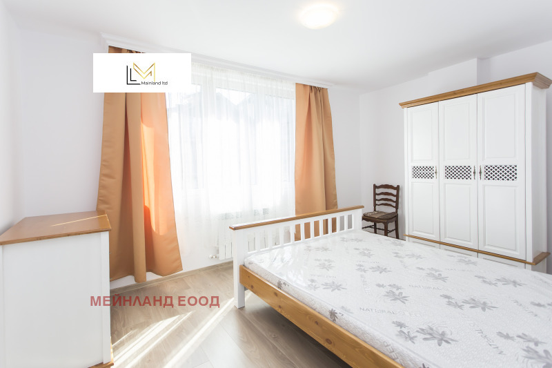 K pronájmu  1 ložnice Sofia , Reduta , 75 m2 | 65414074 - obraz [5]