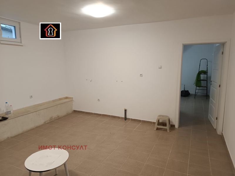 Te huur  Kantoor Vratsa , Tsentar , 122 m² | 42972109 - afbeelding [9]