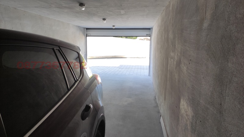 Дава под наем ГАРАЖ, ПАРКОМЯСТО, гр. Пловдив, Христо Смирненски, снимка 3 - Гаражи и паркоместа - 52751114