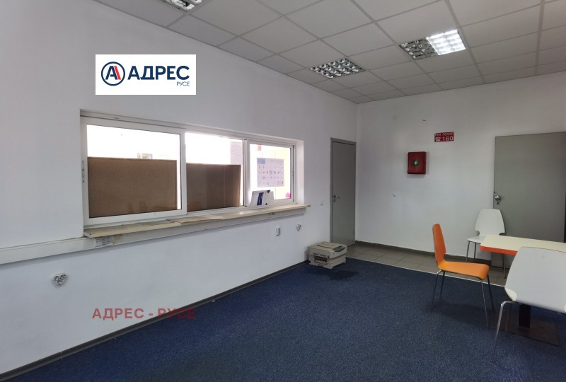 Дава под Наем ОФИС в град Русе, Промишлена зона - Запад - 100 кв.м / 970 € » 1 897.16 лв., АДРЕС - РУСЕ