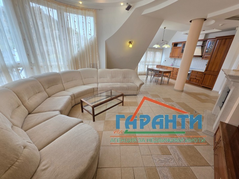 Kiralık  3 yatak odası Plovdiv , Centar , 200 metrekare | 62556891