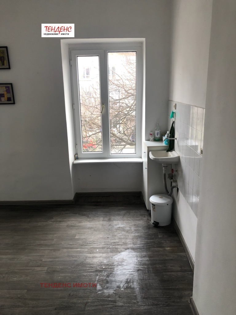Дава под наем  Офис град Кърджали , Център , 20 кв.м | 41088374