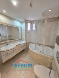 Под наем 4-СТАЕН, град Пловдив, Център • 900 € / 1760.25 лв. • 68514123 16
