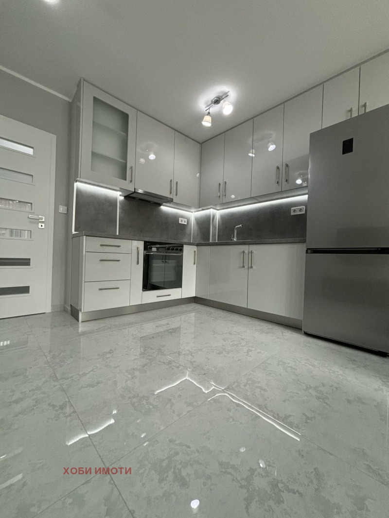 Дава под наем 2-СТАЕН, гр. Пловдив, Кършияка, снимка 4 - Апартаменти - 52562071