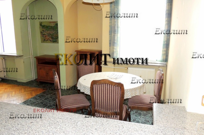 Da affittare  1 camera da letto Sofia , Zona B-18 , 75 mq | 11150186 - Immagine [2]