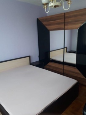 2 soverom Krasno selo, Sofia 2